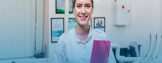 Desafios da secretária odontológica: como transformar a rotina clínica dental com tecnologia